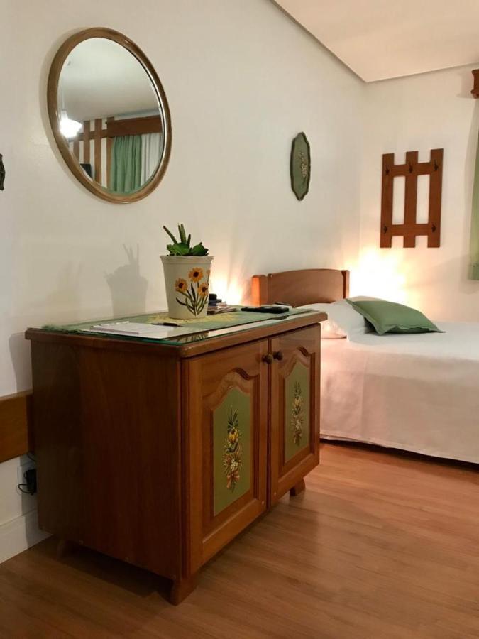 Hospedaria Haus Scharf Treze Tílias Buitenkant foto
